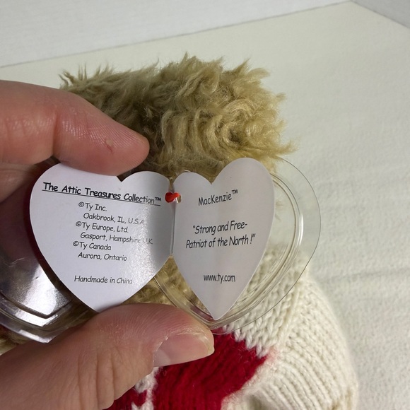 Ty Attic Treasures Bear 1999 Maple Leaf Sweater Canada Plush ~9” - Picture 10 of 10